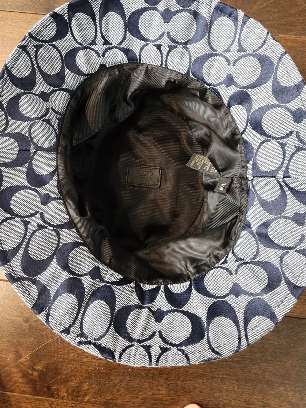 Coach RARE Navy Signature Denim Bucket Hat with Bow Trim Size M/L - Picture 3 of 8